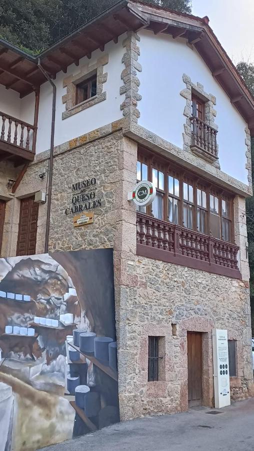 Precioso Apartamento A Pie De Montanas Y Playas Carrena de Cabrales Exterior foto